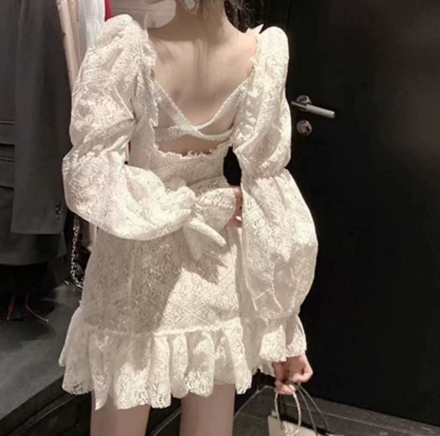 Romantic V Neck Ruffles Homecoming Dress White Long Sleeve A-Line Party Dress C9647