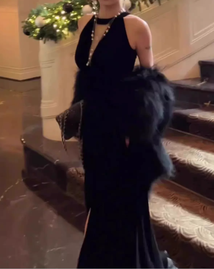 Unique Halter Neck Prom Dress Black Slit Mermaid Evening Dress C9651