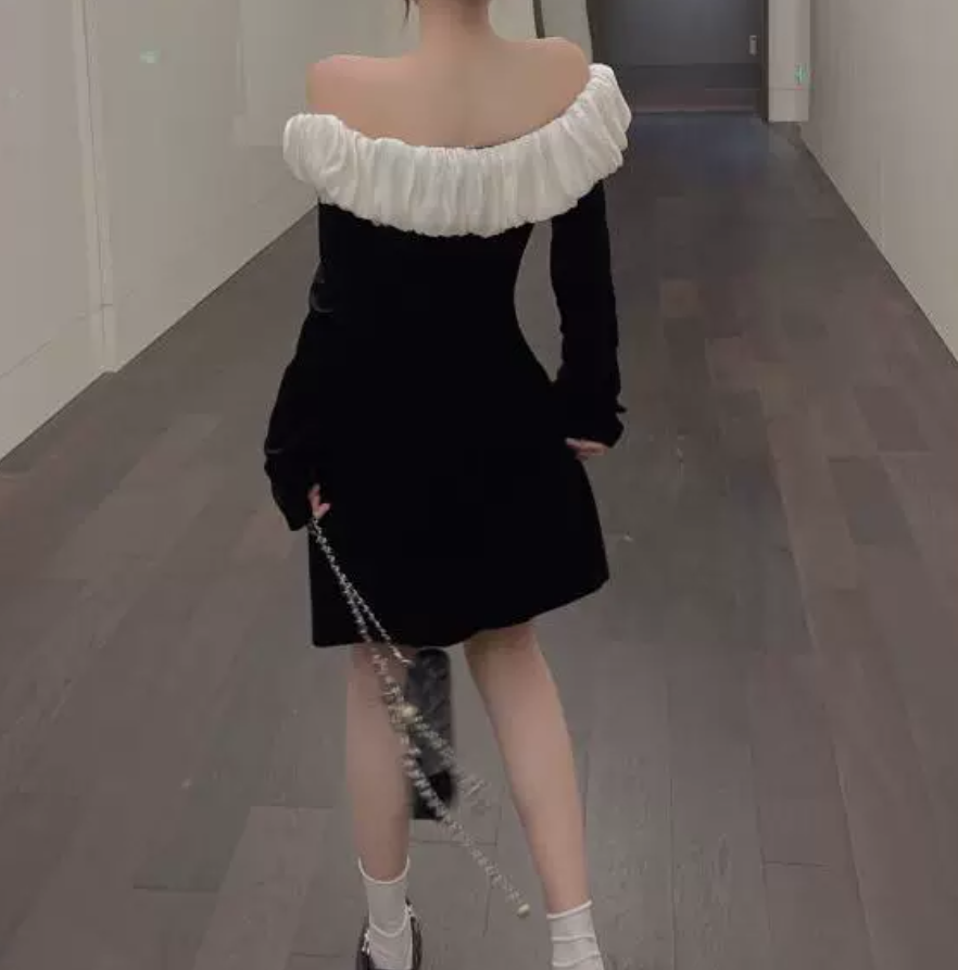 Playful Off-Shoulder A-Line Mini Dress Long Sleeve Black Short Dress C9676