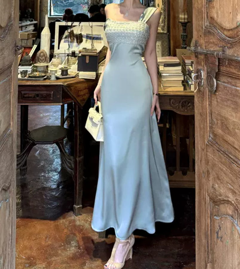 Lustrous Spaghetti Straps Prom Dress Blue Satin Sequins A-Line Evening Dress C9696