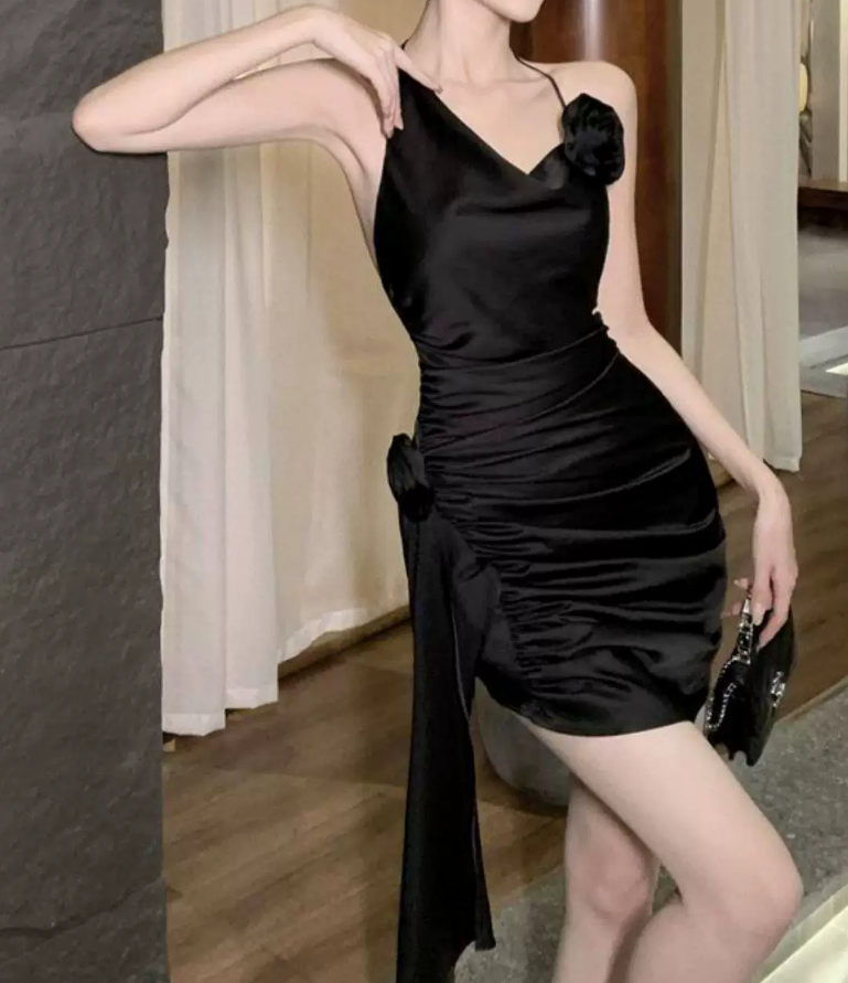 Chic Halter Neck Black Mini Dress Backless Sheath Short Dress C9700