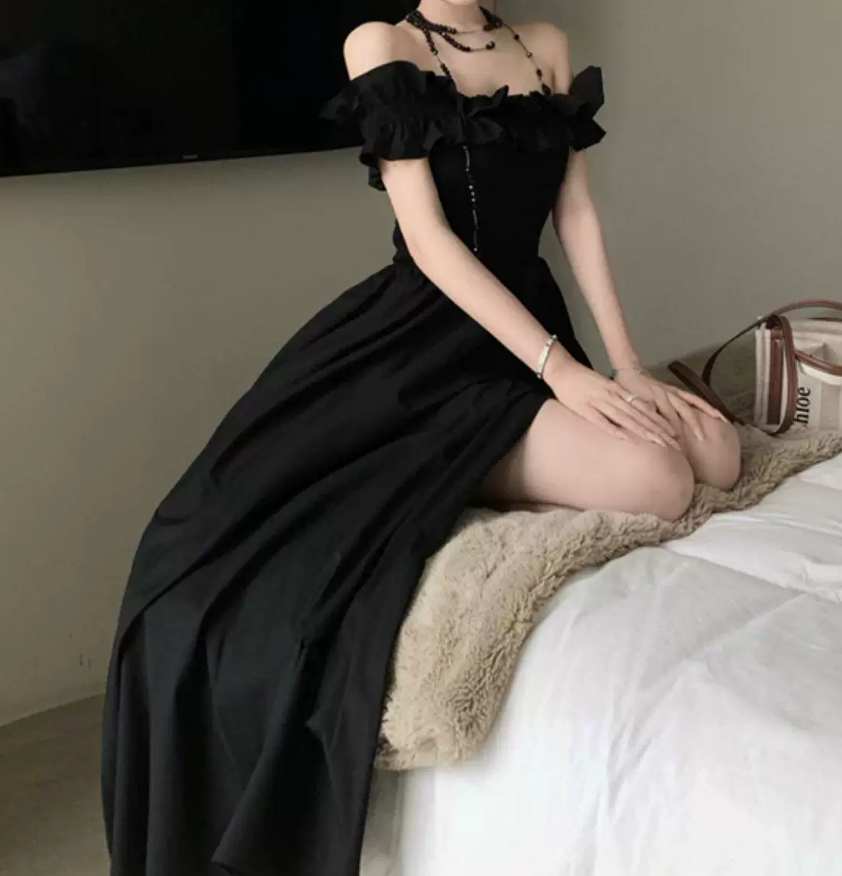 Glam Off-Shoulder Ruffles Prom Dress Black Slit A-Line Evening Dress C9701