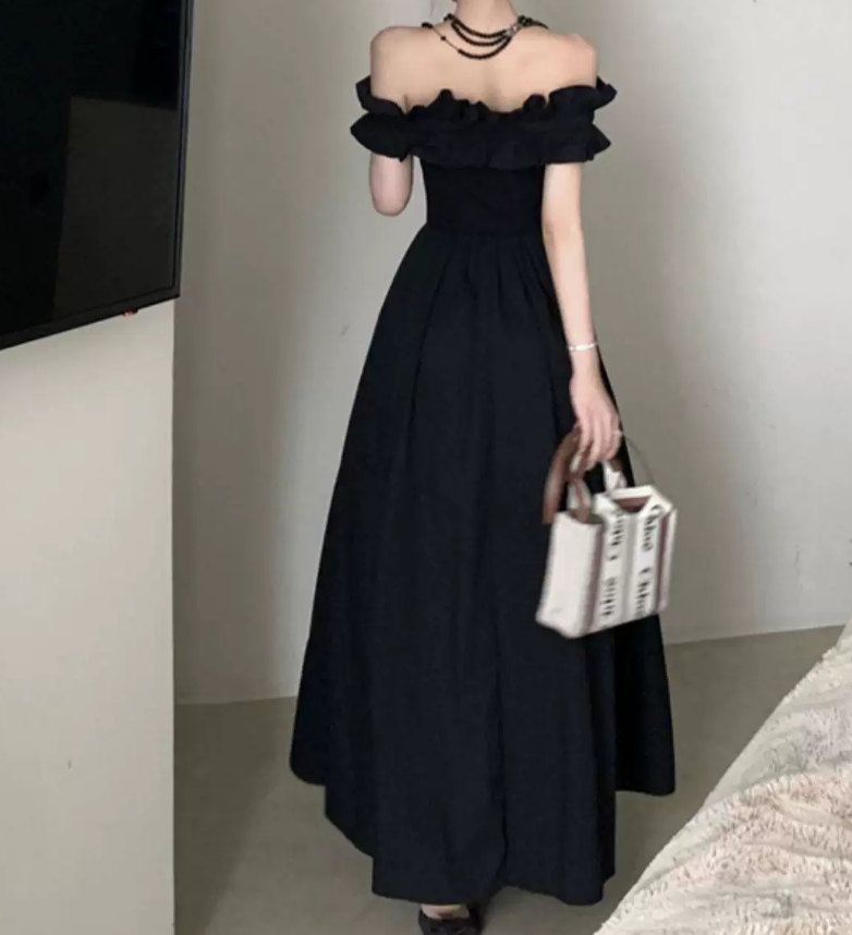 Glam Off-Shoulder Ruffles Prom Dress Black Slit A-Line Evening Dress C9701
