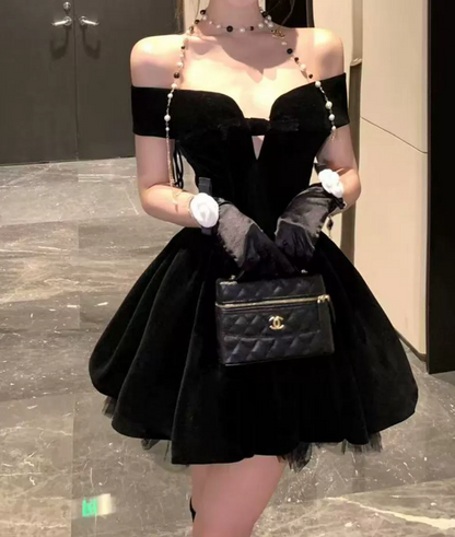 Playful Off-Shoulder Homecoming Dress Bow Velvet A-Line Party Dress C9708