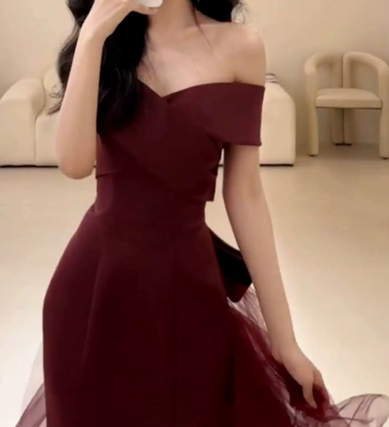 Vintage Off-Shoulder Prom Dress Red Tulle Train Mermaid Evening Dress C9709