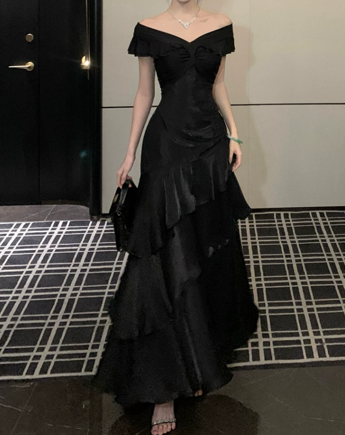Sleek Off-Shoulder Prom Dress Black Ruffles A-Line Evening Dress C9712