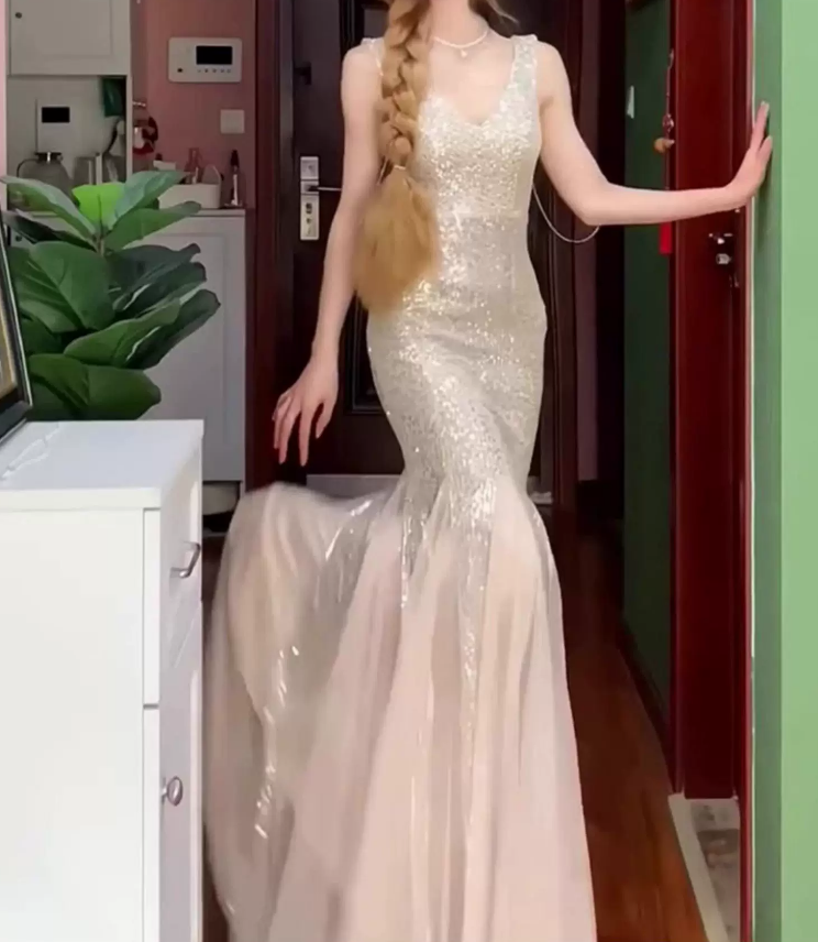 Glittering V Neck Champagne Prom Dress Sequins Mermaid Evening Dress C9721