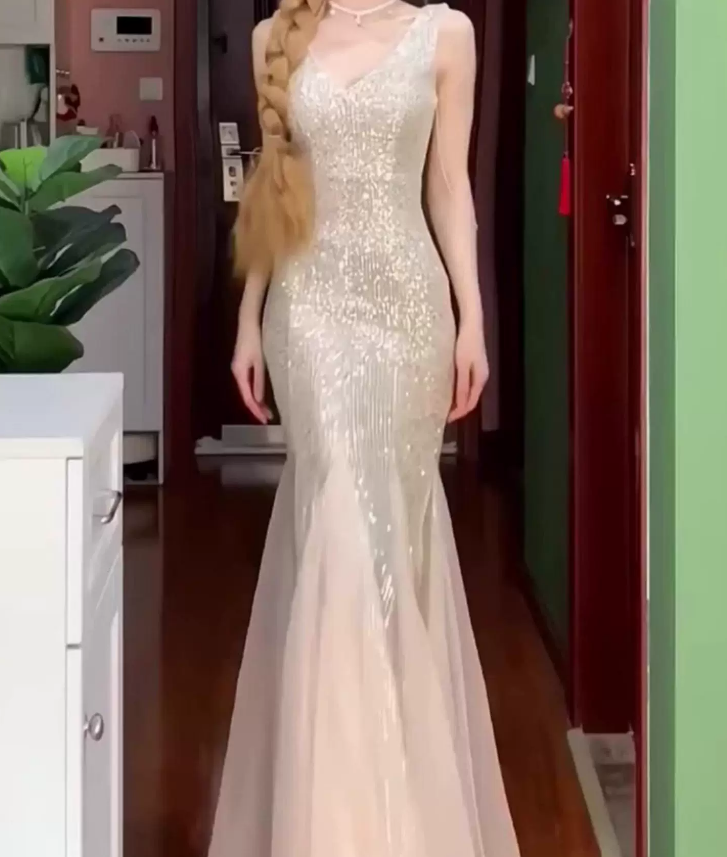 Glittering V Neck Champagne Prom Dress Sequins Mermaid Evening Dress C9721
