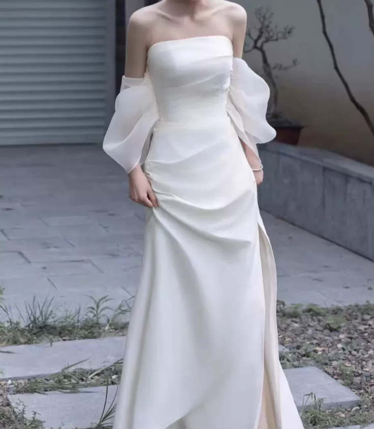 Superbe robe de mariée sirène bustier en satin et tulle, longue et en dentelle, C4563