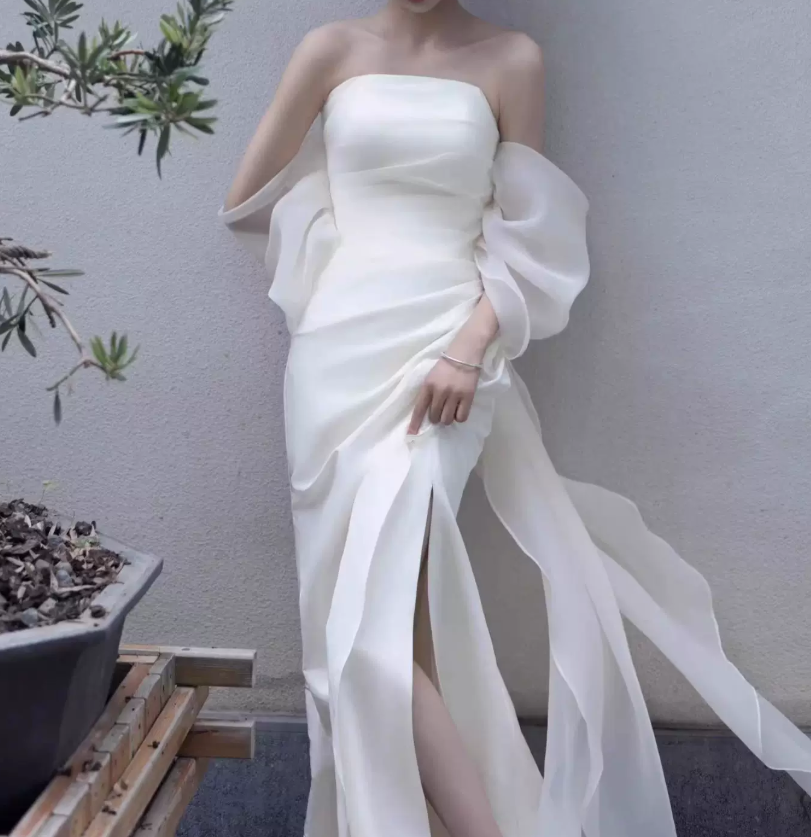Superbe robe de mariée sirène bustier en satin et tulle, longue et en dentelle, C4563