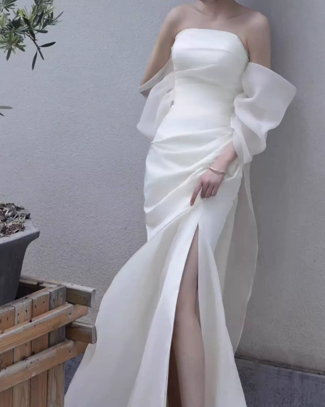 Superbe robe de mariée sirène bustier en satin et tulle, longue et en dentelle, C4563