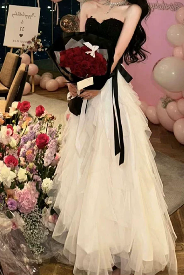 Robe de bal de princesse bustier à volants en satin long, robe de soirée C8117