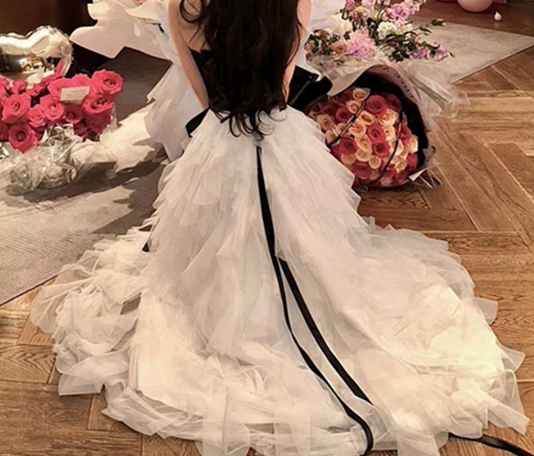 Robe de bal de princesse bustier à volants en satin long, robe de soirée C8117