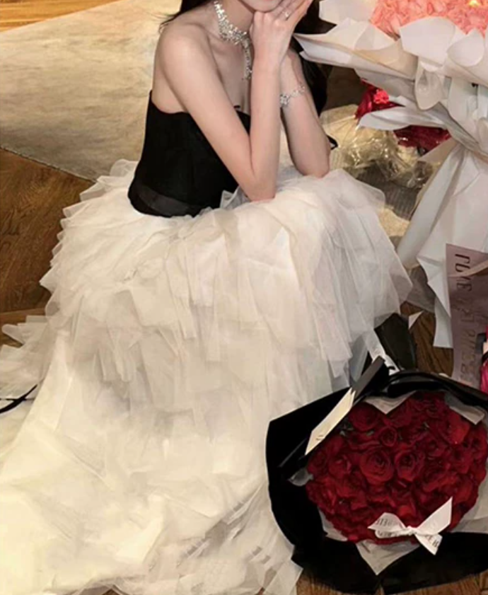 Robe de bal de princesse bustier à volants en satin long, robe de soirée C8117