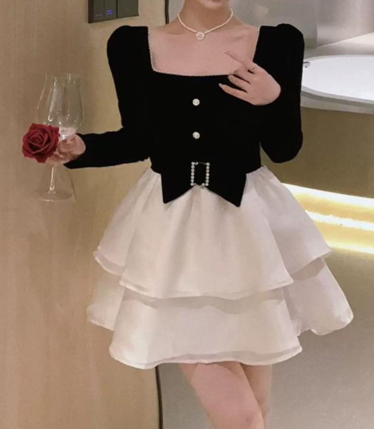 Cute Square Neck Bow Mini Dress Black Long Sleeve Beaded A-Line Short Dress C9738