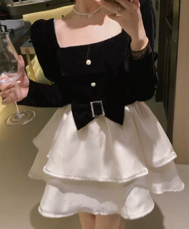 Cute Square Neck Bow Mini Dress Black Long Sleeve Beaded A-Line Short Dress C9738