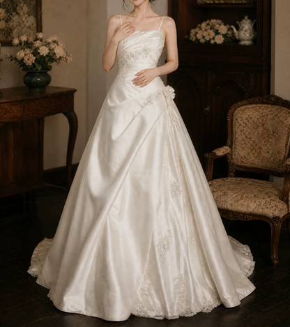 Superbe robe de mariée sirène bustier en satin et tulle, longue et en dentelle, C4563