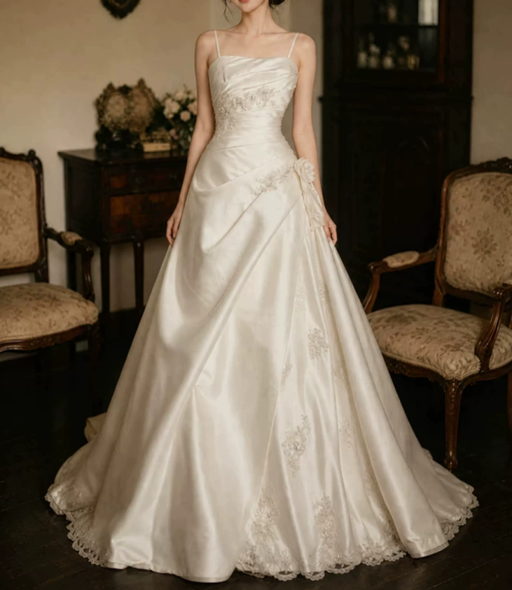 Superbe robe de mariée sirène bustier en satin et tulle, longue et en dentelle, C4563