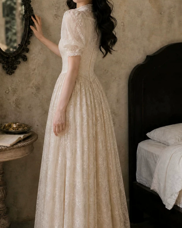 Superbe robe de mariée sirène bustier en satin et tulle, longue et en dentelle, C4563
