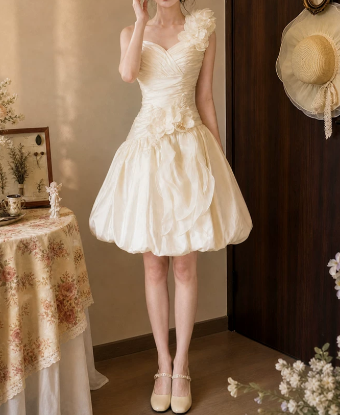 Mini robe de soirée en satin, sans bretelles, sans manches, ligne a, simple, C899