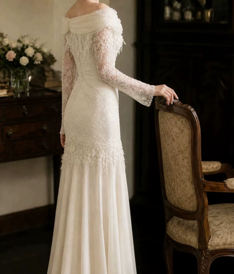Superbe robe de mariée sirène bustier en satin et tulle, longue et en dentelle, C4563