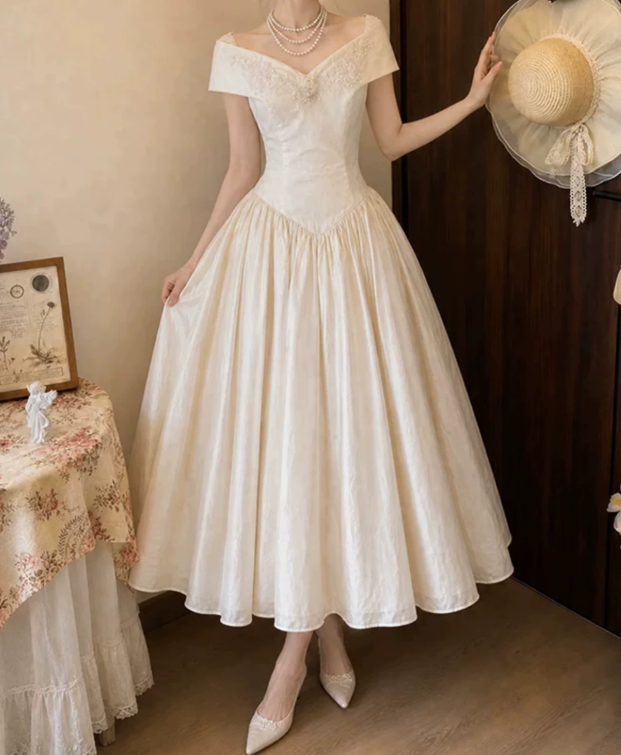 Robe de bal de princesse bustier à volants en satin long, robe de soirée C8117