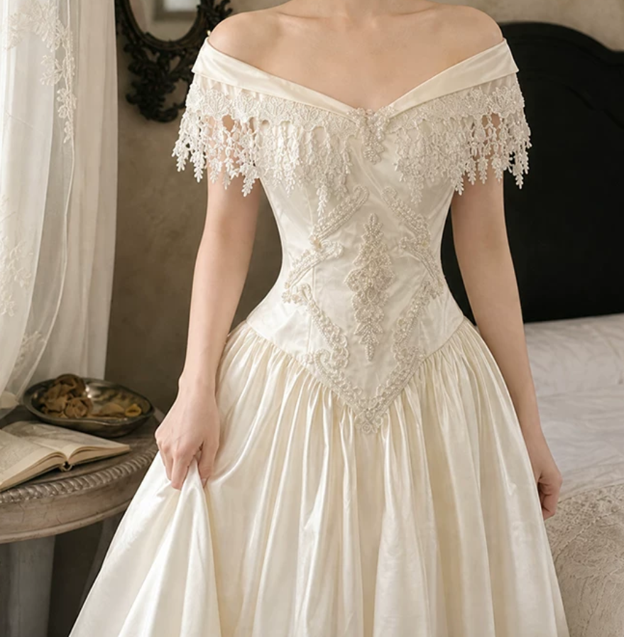 Elegant Off-Shoulder Wedding Dresses Satin Appliques A-Line Bridal Dress C9760