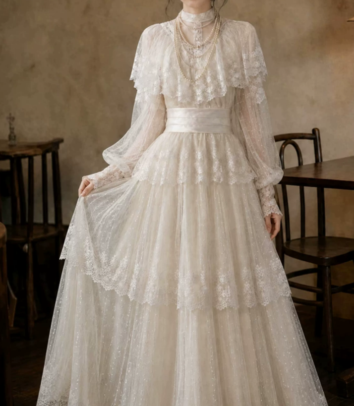 Superbe robe de mariée sirène bustier en satin et tulle, longue et en dentelle, C4563