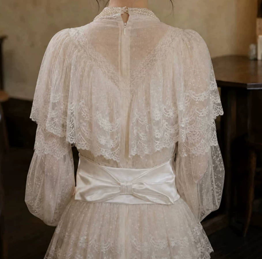 Superbe robe de mariée sirène bustier en satin et tulle, longue et en dentelle, C4563