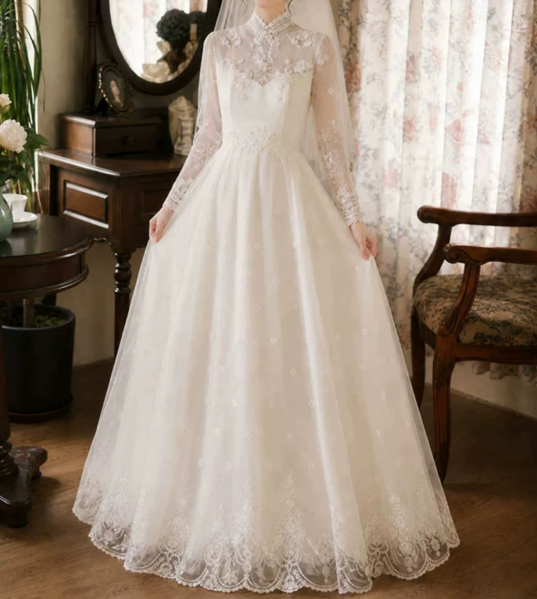 Classical High Collar Wedding Dresses Long Sleeve Lace A-Line Bridal Dress C9767
