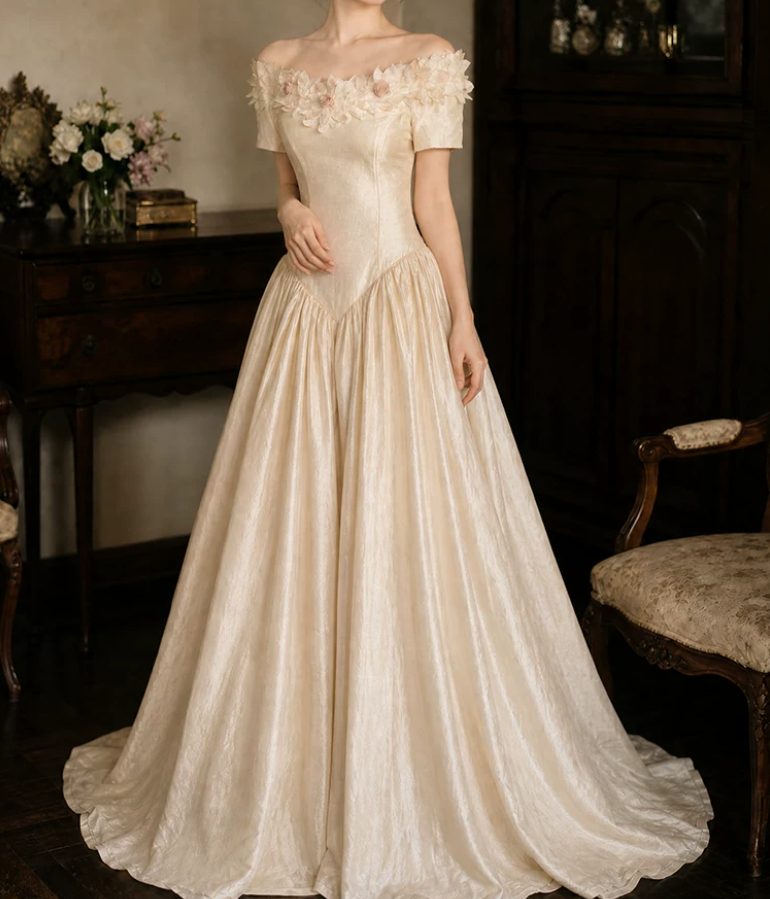 Robe de bal de princesse bustier à volants en satin long, robe de soirée C8117