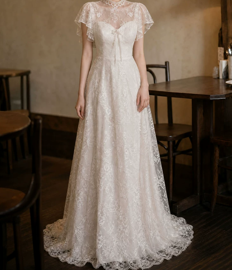 Superbe robe de mariée sirène bustier en satin et tulle, longue et en dentelle, C4563