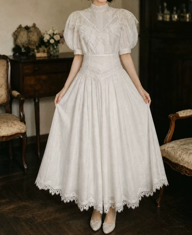 Superbe robe de mariée sirène bustier en satin et tulle, longue et en dentelle, C4563