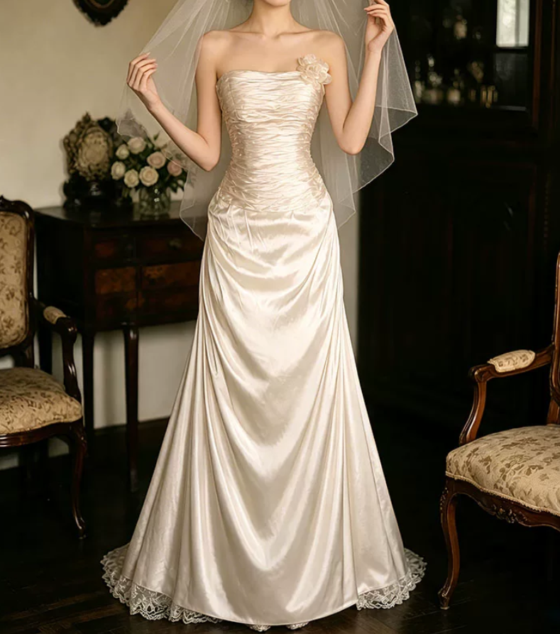Superbe robe de mariée sirène bustier en satin et tulle, longue et en dentelle, C4563