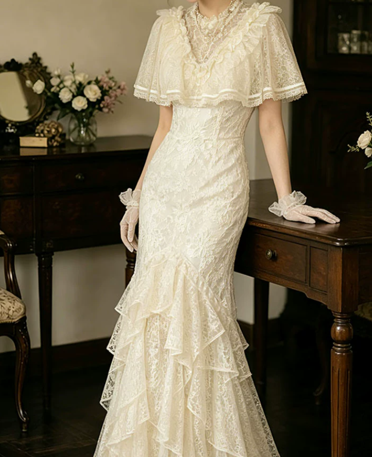 Superbe robe de mariée sirène bustier en satin et tulle, longue et en dentelle, C4563