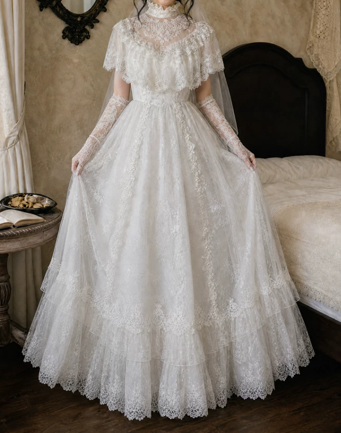 Superbe robe de mariée sirène bustier en satin et tulle, longue et en dentelle, C4563