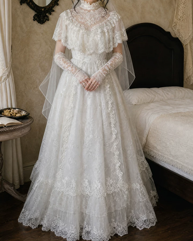 Superbe robe de mariée sirène bustier en satin et tulle, longue et en dentelle, C4563