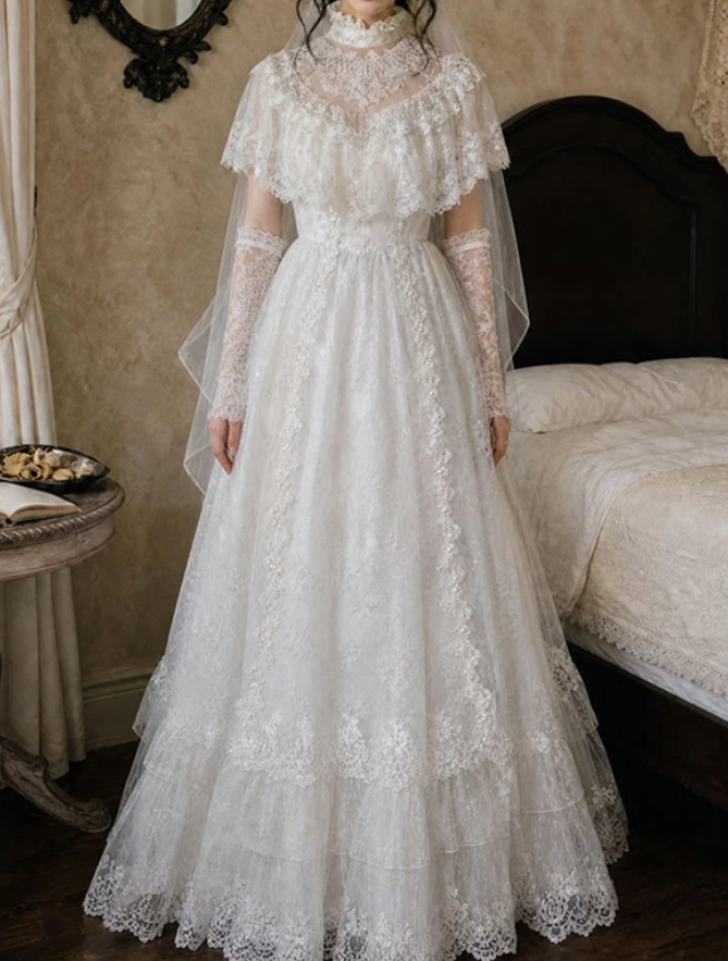 Superbe robe de mariée sirène bustier en satin et tulle, longue et en dentelle, C4563