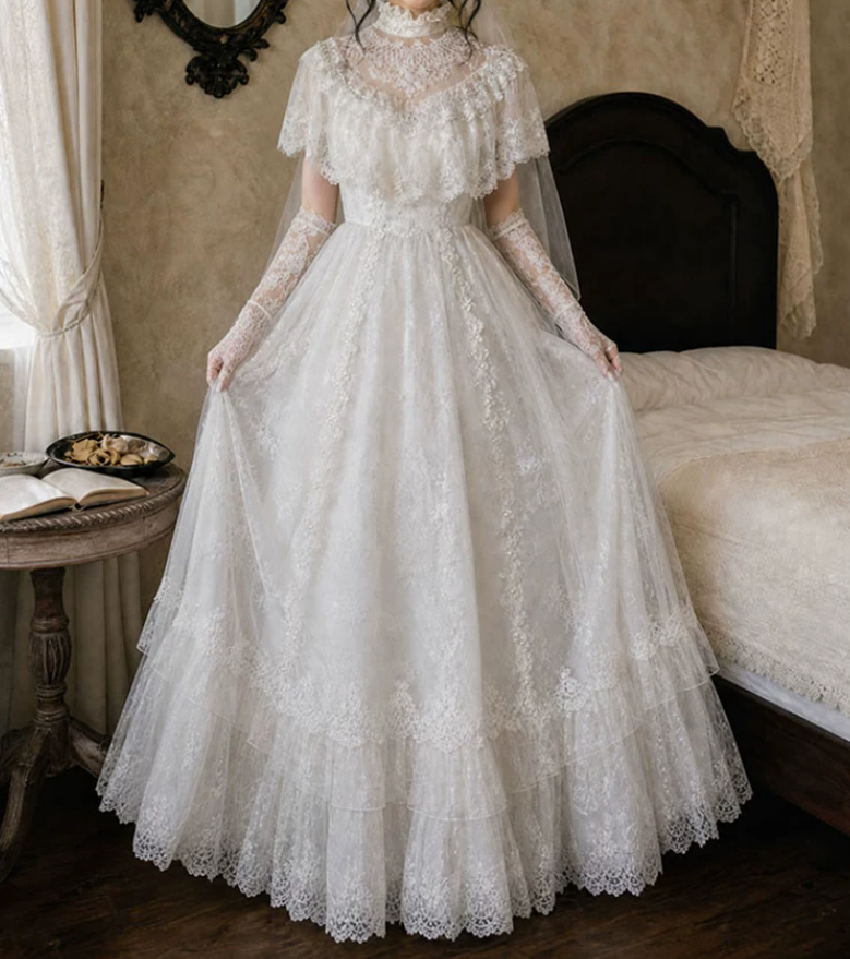 Superbe robe de mariée sirène bustier en satin et tulle, longue et en dentelle, C4563