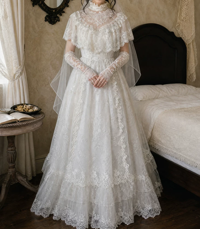 Superbe robe de mariée sirène bustier en satin et tulle, longue et en dentelle, C4563