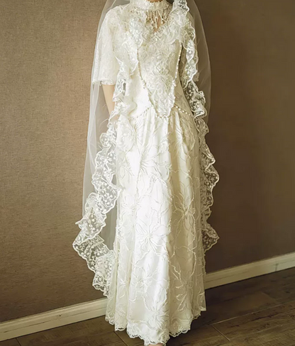 Superbe robe de mariée sirène bustier en satin et tulle, longue et en dentelle, C4563