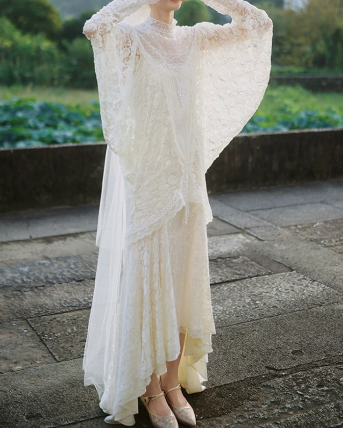 Fascinating High Collar Wedding Dresses Long Sleeve Lace A-Line Bridal Dress C9801