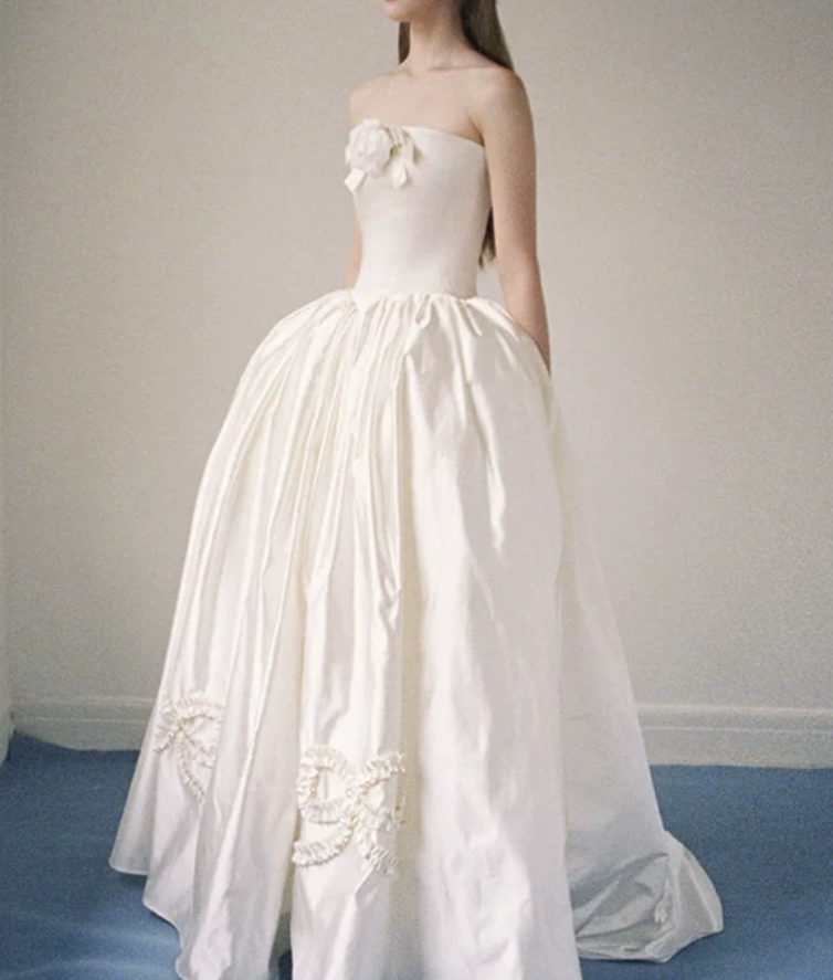 Glamorous Strapless Wedding Dresses Satin Floral Bridal Gowns C9808