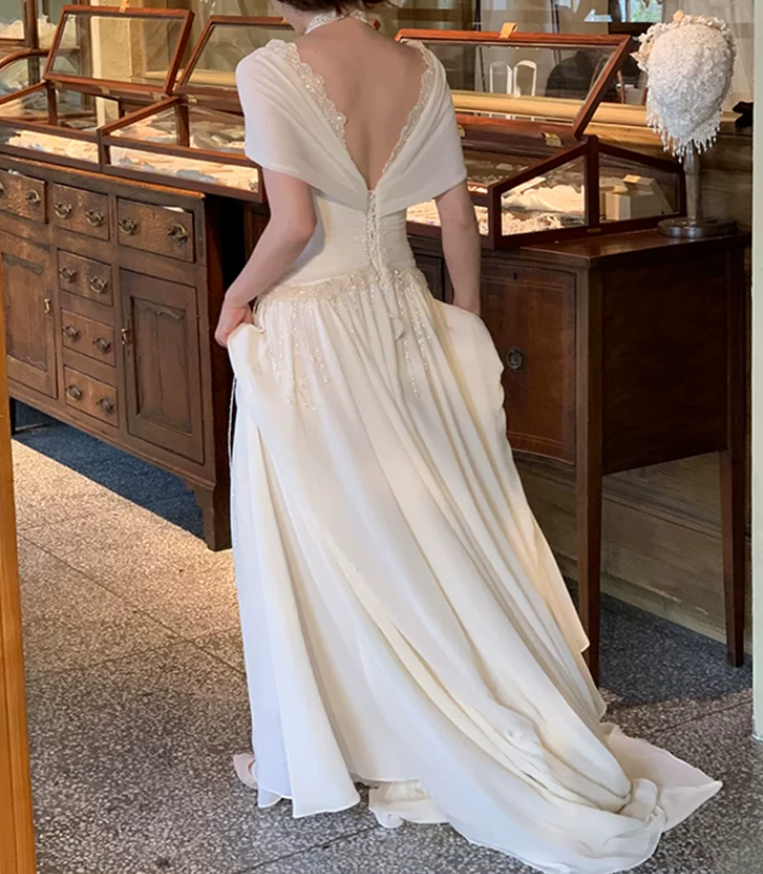 Superbe robe de mariée sirène bustier en satin et tulle, longue et en dentelle, C4563