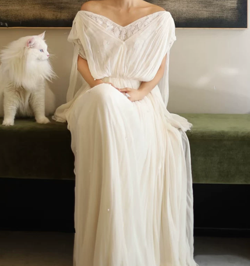 Flowy V Neck Beads Wedding Dresses Ivory Lace A-Line Bridal Dress C9811