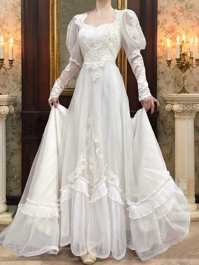 Trendy Square Neck White Prom Dress Appliques Long Sleeve A-Line Evening Dress C9815