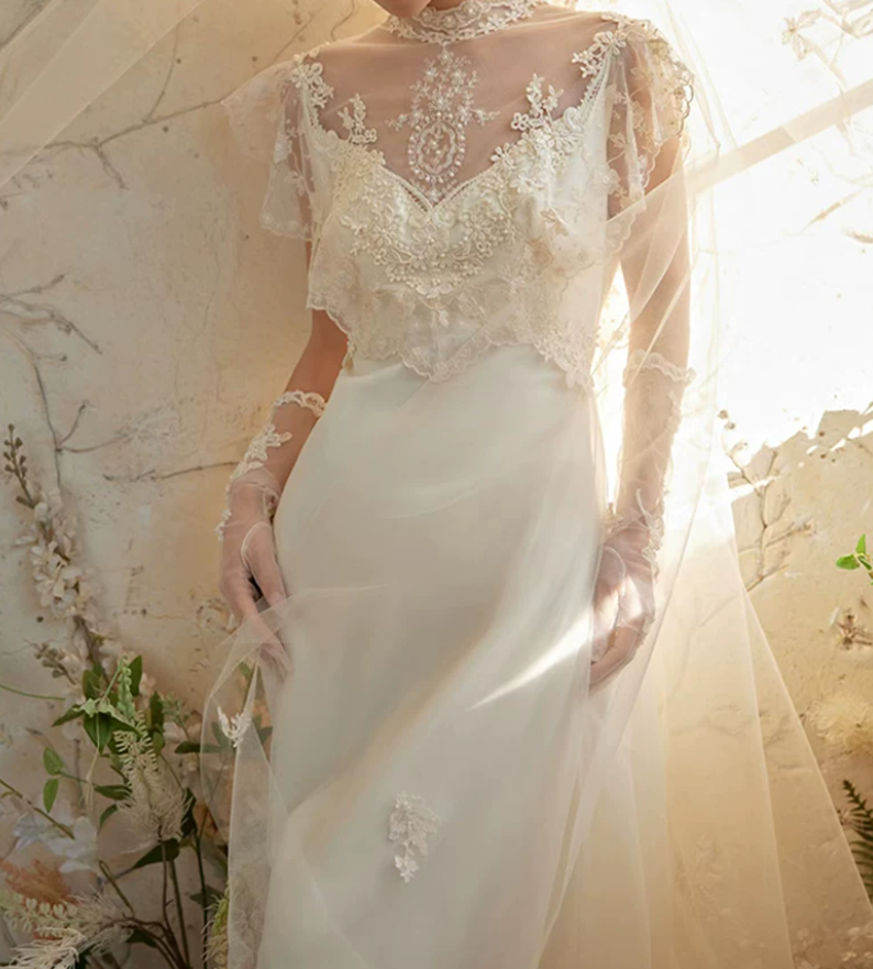 Superbe robe de mariée sirène bustier en satin et tulle, longue et en dentelle, C4563