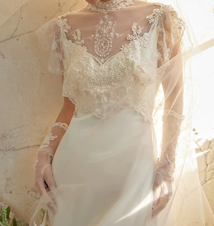 Superbe robe de mariée sirène bustier en satin et tulle, longue et en dentelle, C4563