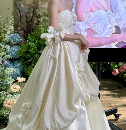 Gorgeous Strapless Floral Wedding Dresses Satin Tiered A-Line Bridal Dress C9825