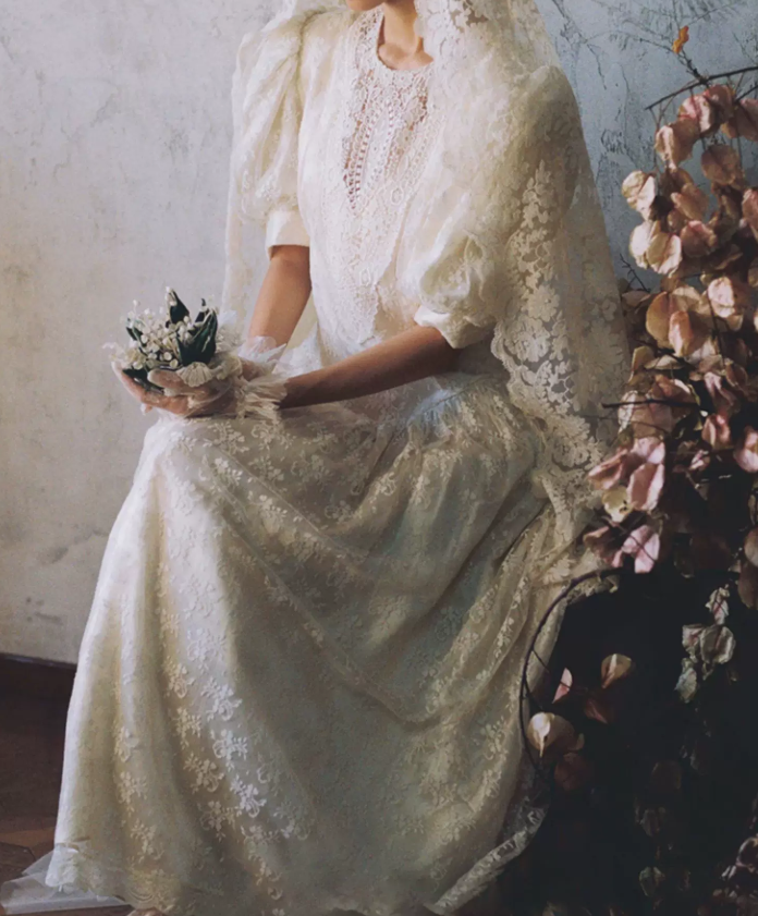 Superbe robe de mariée sirène bustier en satin et tulle, longue et en dentelle, C4563